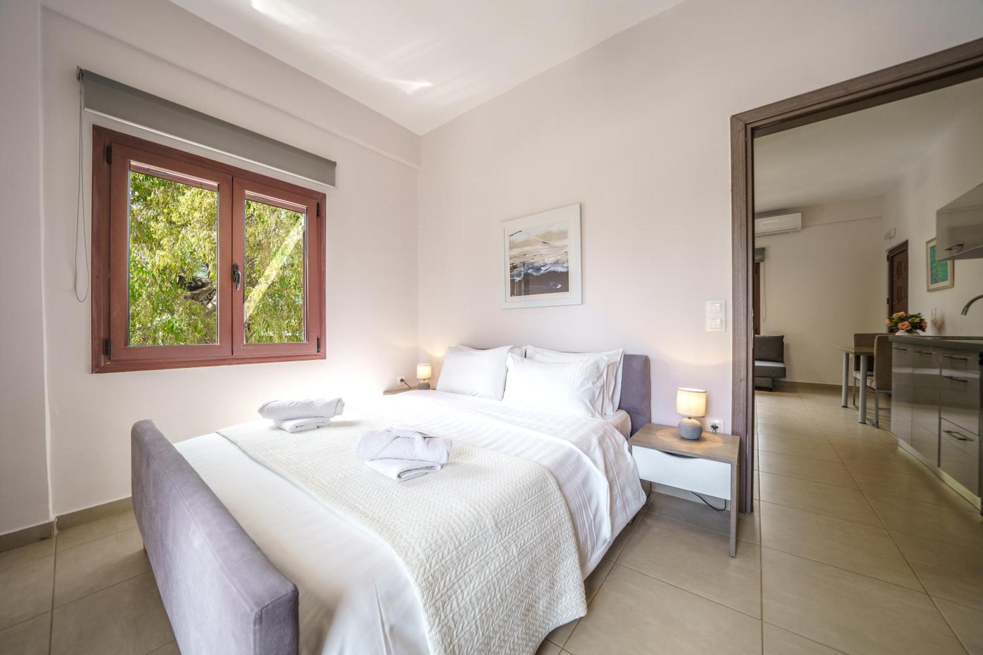 Dimitra & Deslina Luxury αpartments Апартаменты *