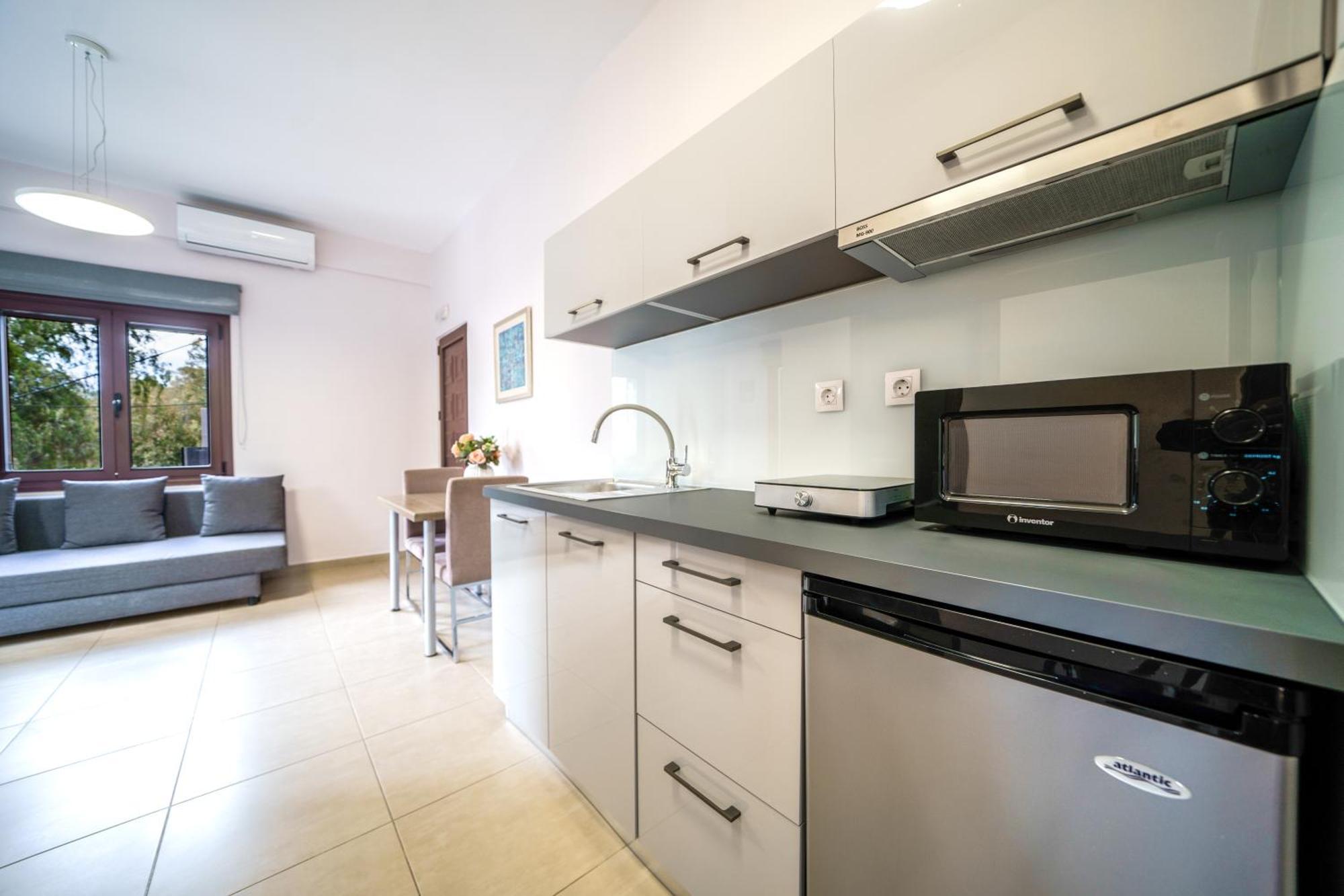 Dimitra & Deslina Luxury αpartments *