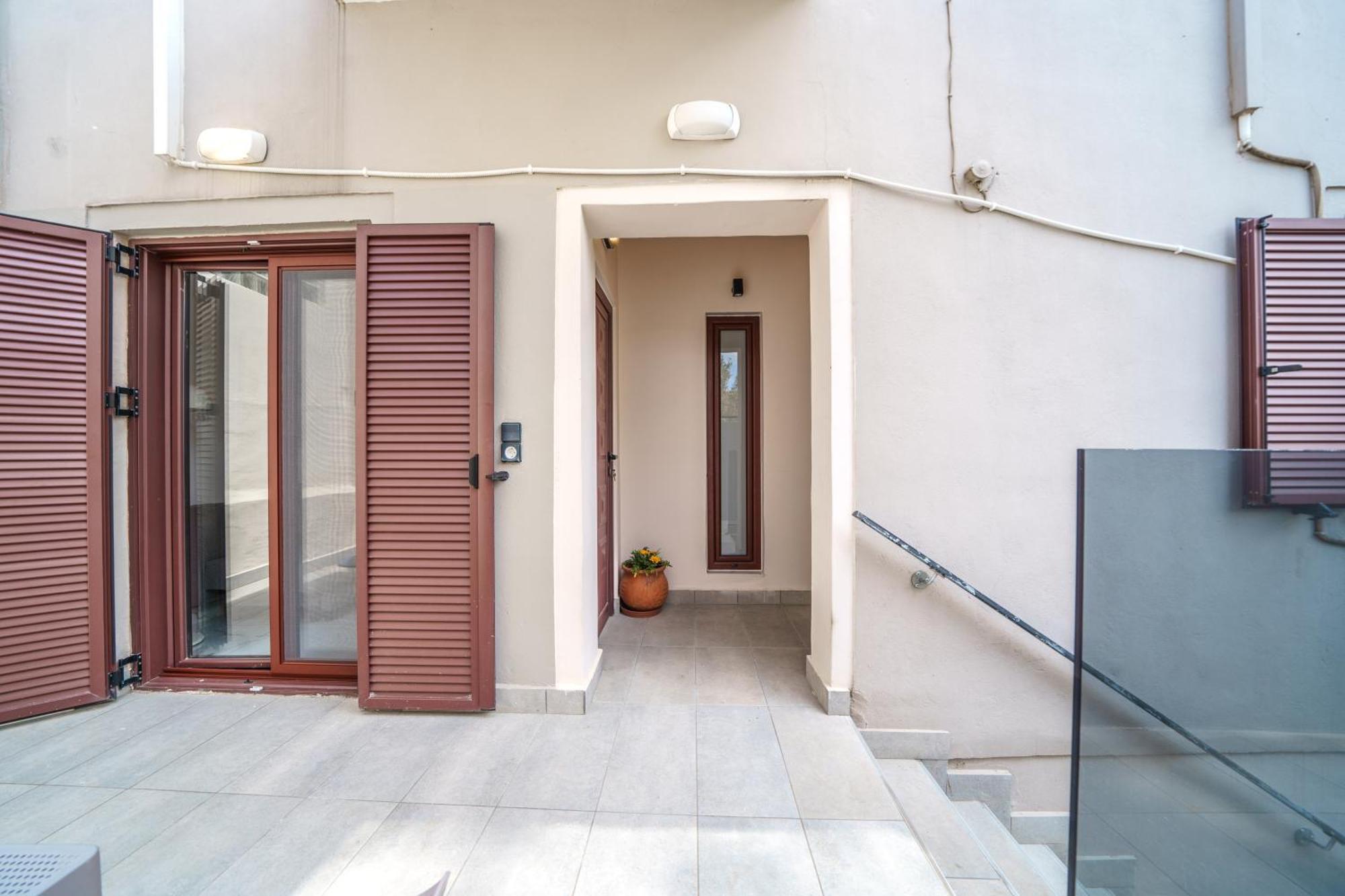 Dimitra & Deslina Luxury αpartments